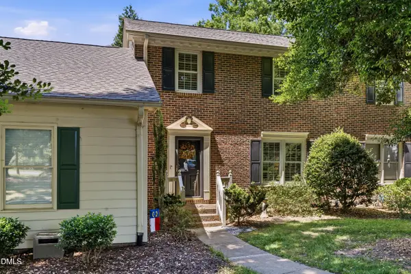 2424 Mapleton Lane, Raleigh, NC 27613