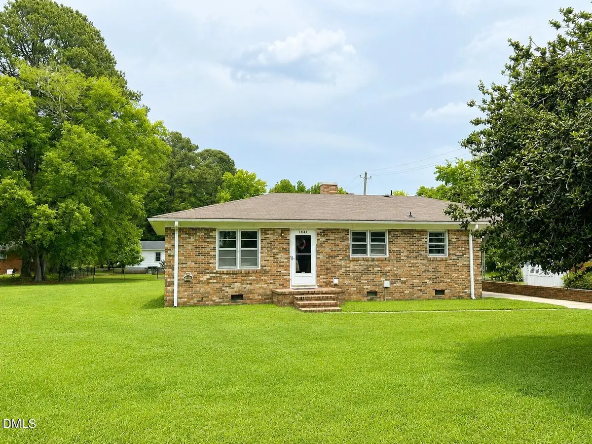 104 W Crestview Drive, Smithfield, NC 27577 - #1