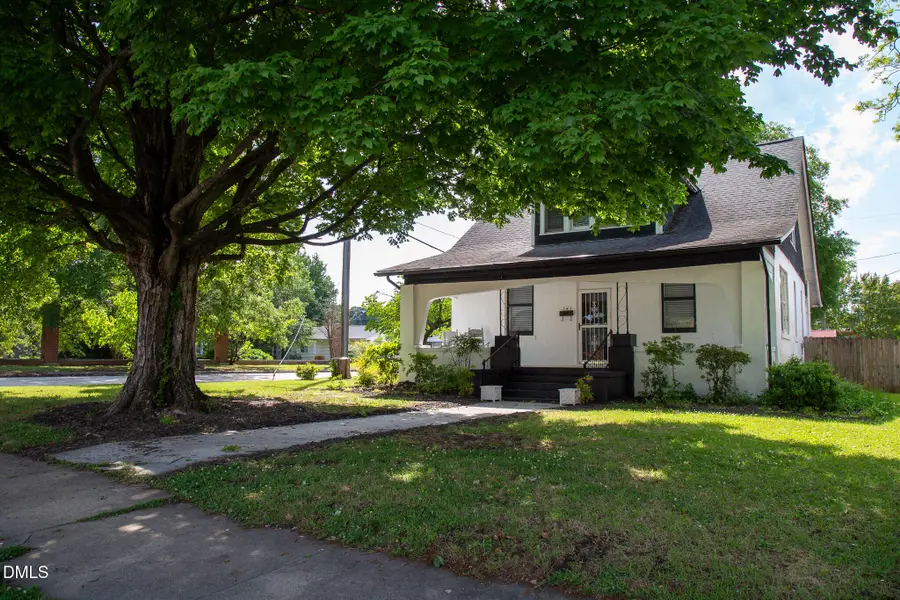 541 Roanoke Avenue, Roanoke Rapids, NC 27870 - #3