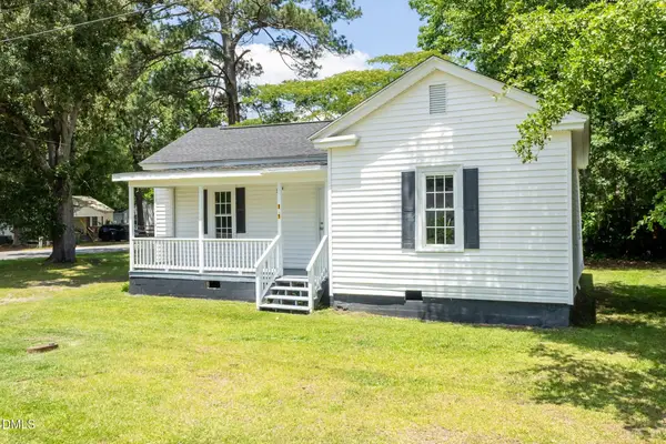 101 E Reason Street, Pinetops, NC 27864