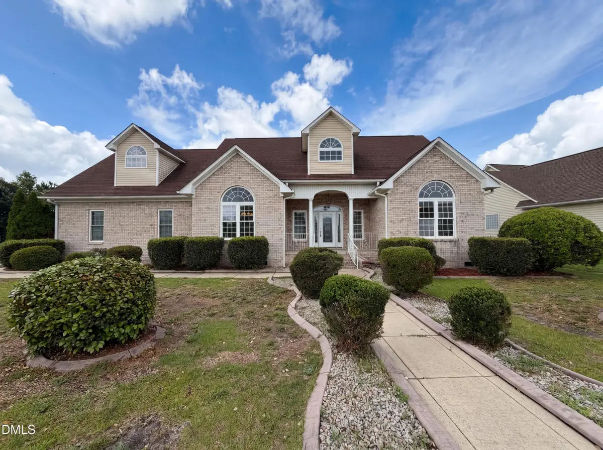 824 Camwheel Drive, Hope Mills, NC 28348 - #1