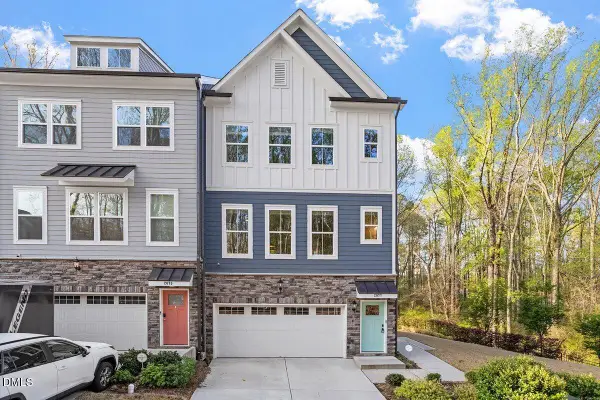2077 Eva Pearl Drive, Apex, NC 27502