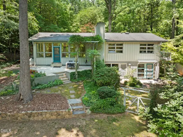 1120 Sourwood Drive, Chapel Hill, NC 27517