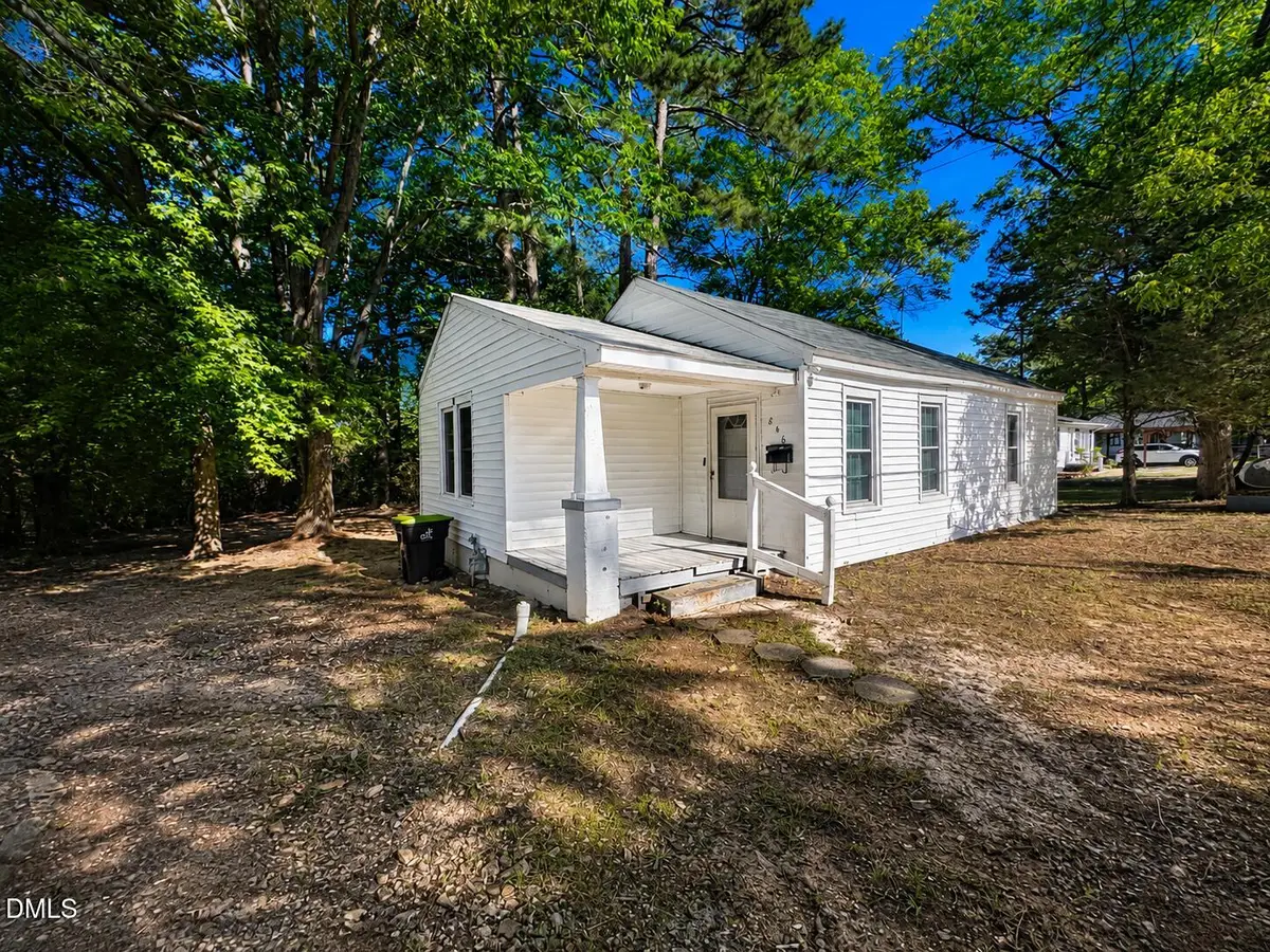846 State Street, Henderson, NC 27536 - #1