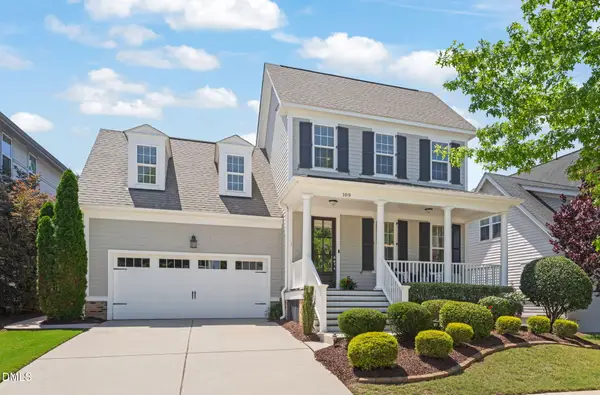 109 Mearleaf Place, Holly Springs, NC 27540