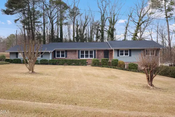 1104 Oldham Lake Road, Sanford, NC 27330