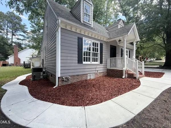 2900 Broadlands Drive, Raleigh, NC 27604