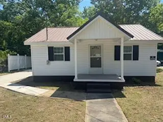 328 N Keith Street, Saint Pauls, NC 28384