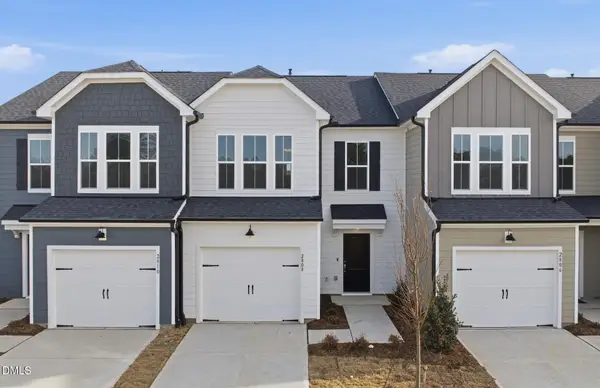 3808 Rodeo Court, Willow Springs, NC 27592