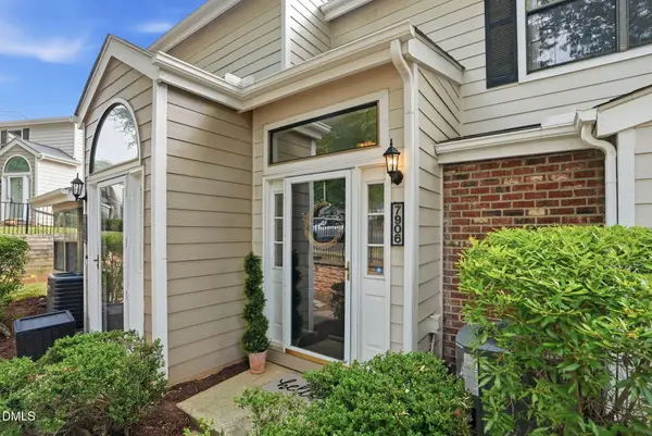 7906 Falcon Rest Circle, Raleigh, NC 27615