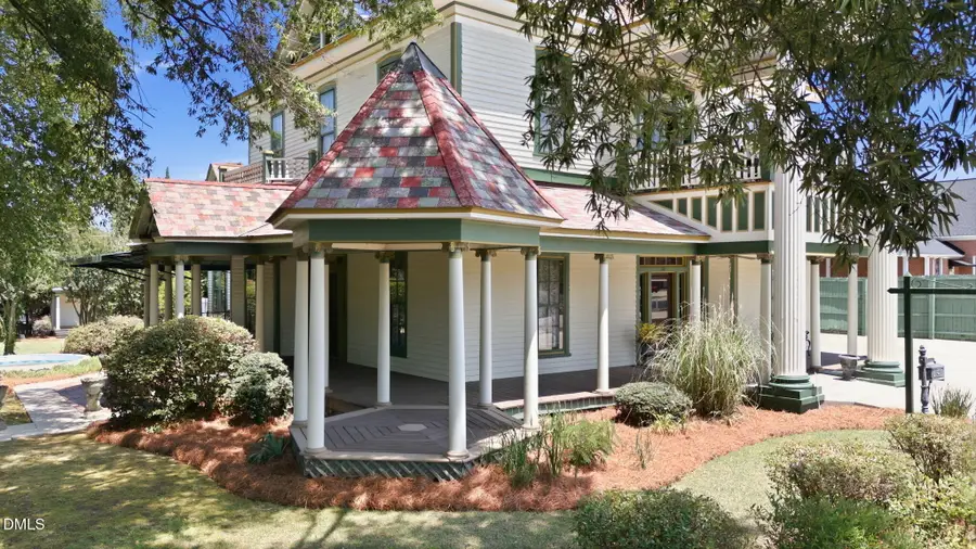 201 E Hill Street, Benson, NC 27504 - #3