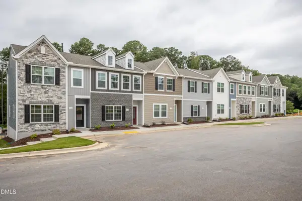 38 Seville Way, Clayton, NC 27520