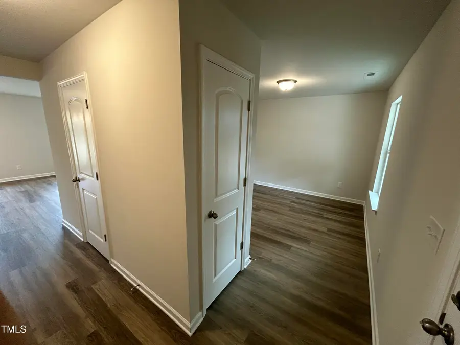 107 W Highland Avenue, Kinston, NC 28501 - #2