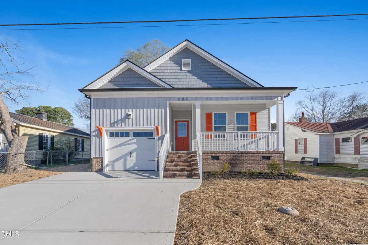 608 S Goldsboro Street, Fremont, NC 27830 - #1