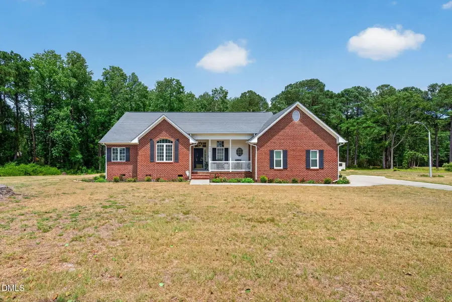 9245 Chickapee Drive, Linden, NC 28356 - #2
