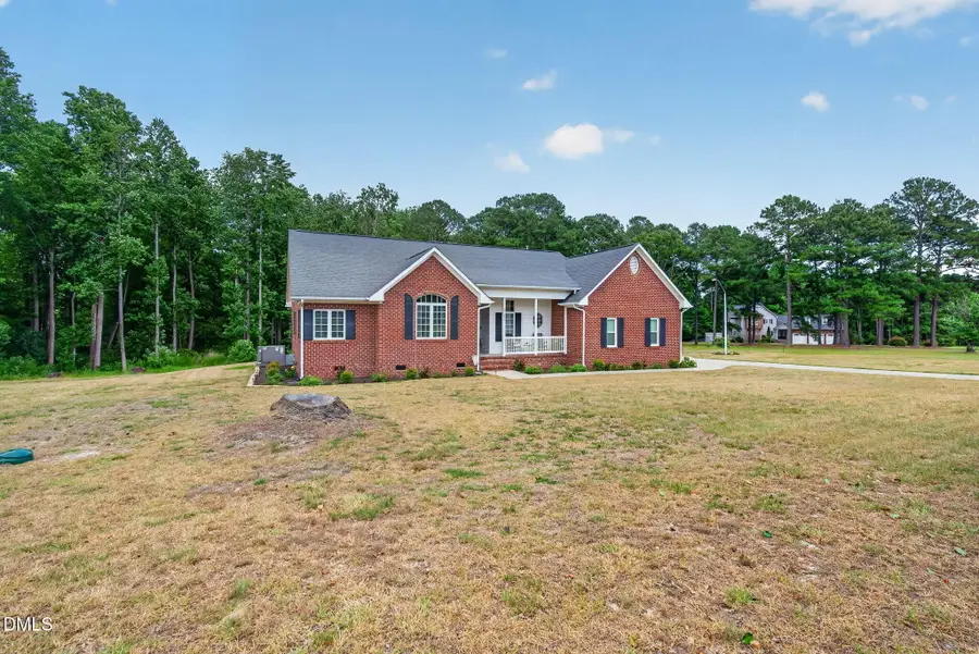 9245 Chickapee Drive, Linden, NC 28356 - #3