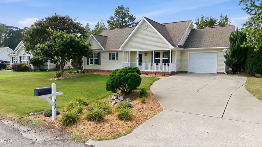 1333 E Stone Arch Drive, Fuquay Varina, NC 27526 - #2