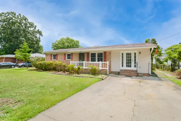400 Blackmon Street, Four Oaks, NC 27524
