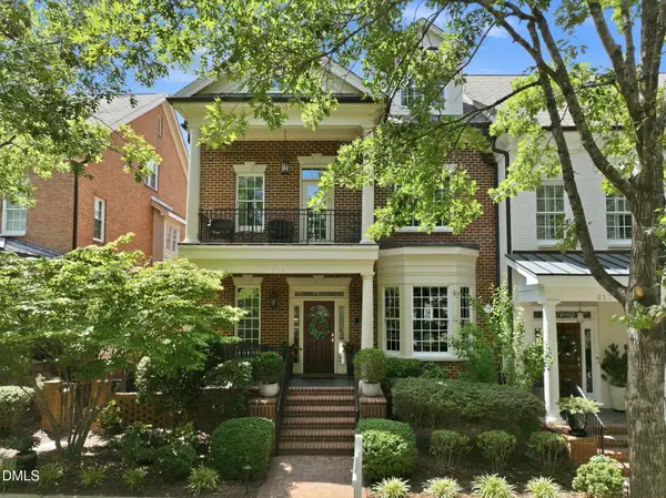 215 Oval Park Place, Chapel Hill, NC 27517