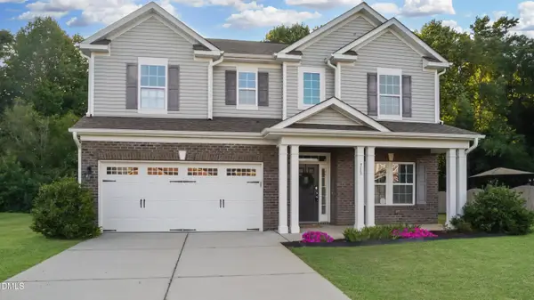 713 Harvest Point Drive, Fuquay Varina, NC 27526