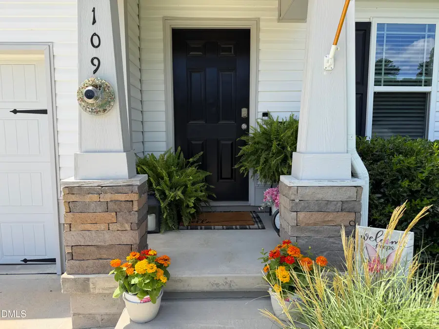 109 Larksdale Cove, Benson, NC 27504 - #3
