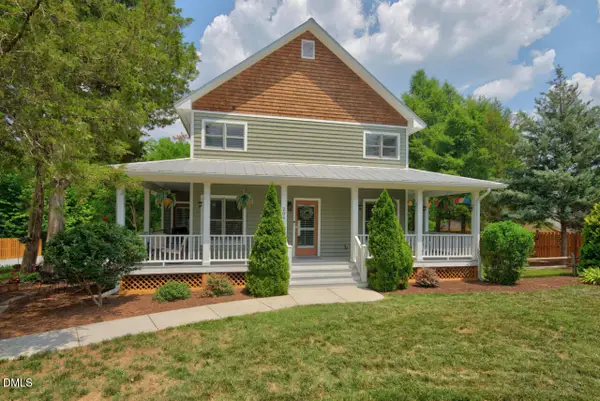 204 N Nash Street, Hillsborough, NC 27278