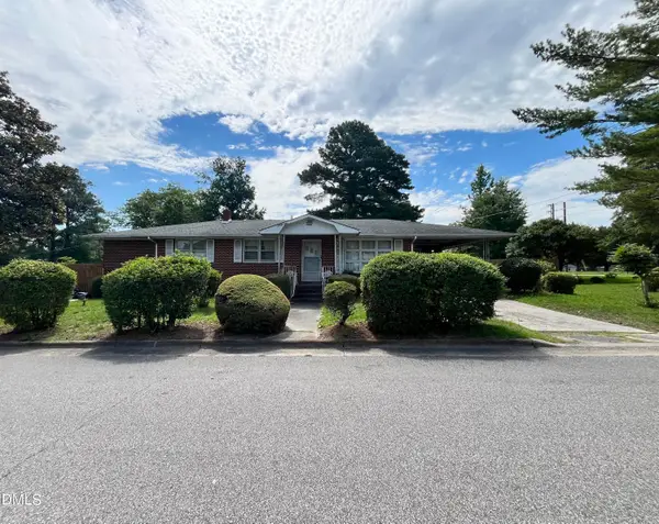 612 W Noble Street, Selma, NC 27576