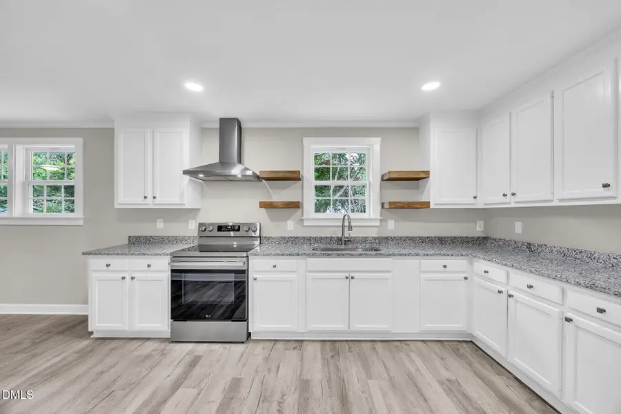 501 Warren Street, Warrenton, NC 27589 - #3