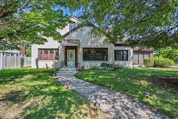 300 S Layton Avenue, Dunn, NC 28334