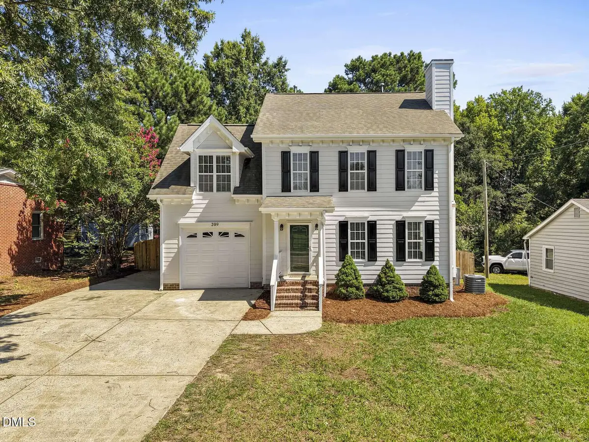 209 James Street, Apex, NC 27502 - #1