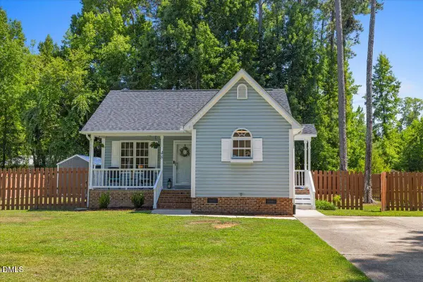 48 Hunters Way, Angier, NC 27501