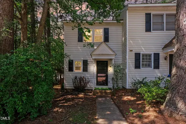 913 Hearthridge Court, Raleigh, NC 27609
