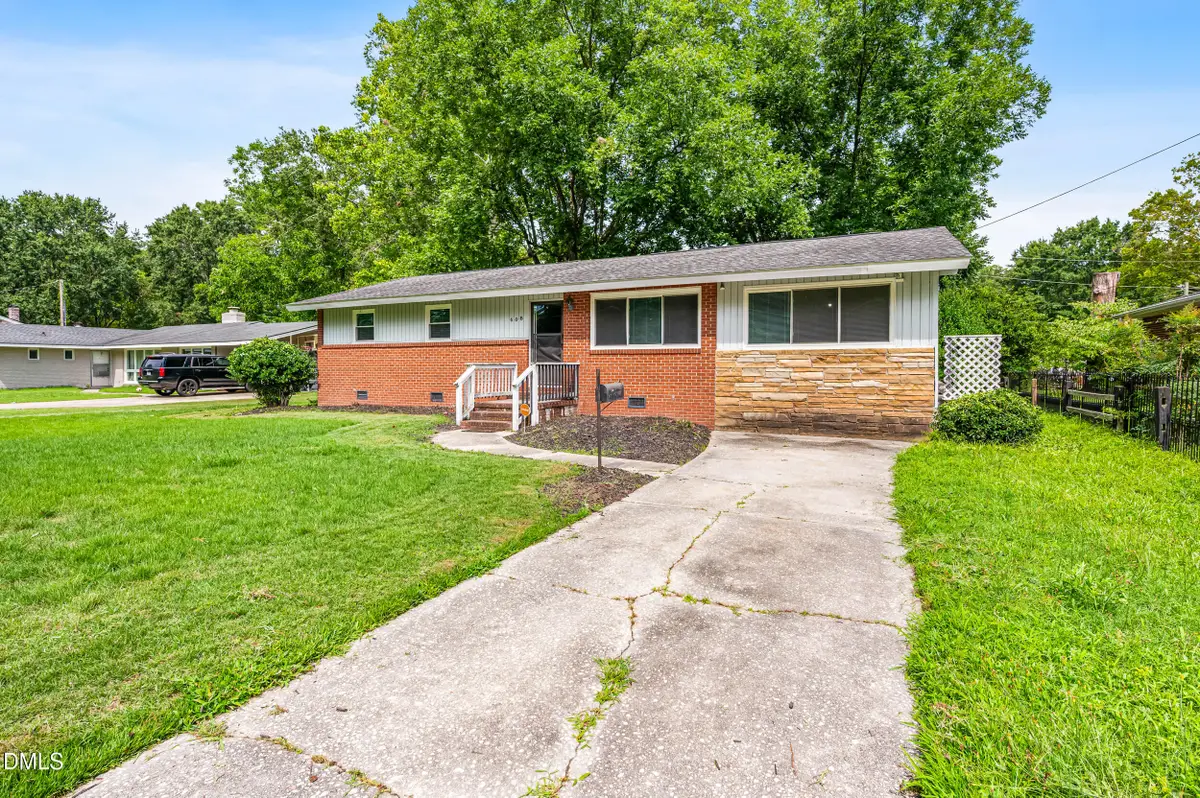 608 Howell Street, Selma, NC 27576 - #1