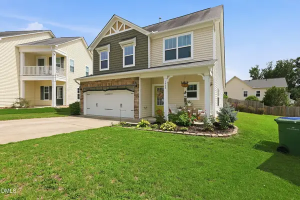 1922 Hinswood Circle, Fuquay Varina, NC 27526