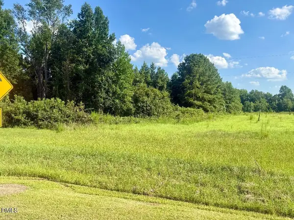 1618 Lakewood Road, Four Oaks, NC 27524