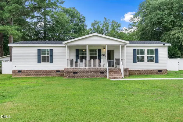 87 Matthews Street, Roanoke Rapids, NC 27870
