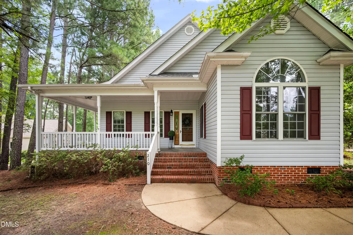 210 Donnibrook Run, Fuquay Varina, NC 27526 - #1
