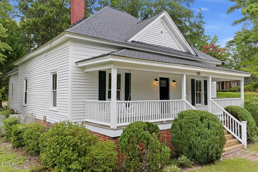 405 E Academy Street, Fuquay Varina, NC 27526 - #2
