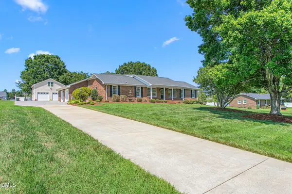 1971 Delaine Drive, Burlington, NC 27215
