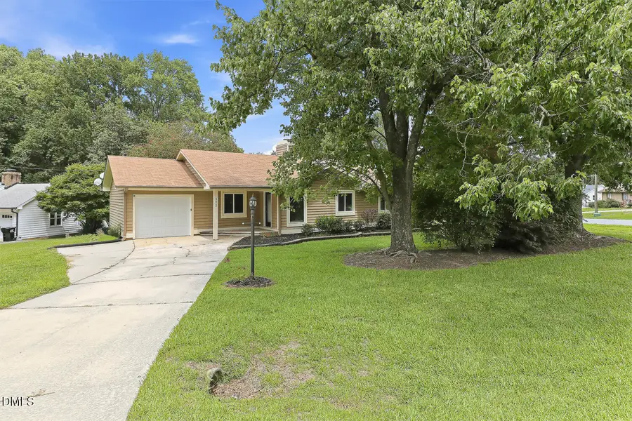 102 Oaklake Court, Fuquay Varina, NC 27526 - #3