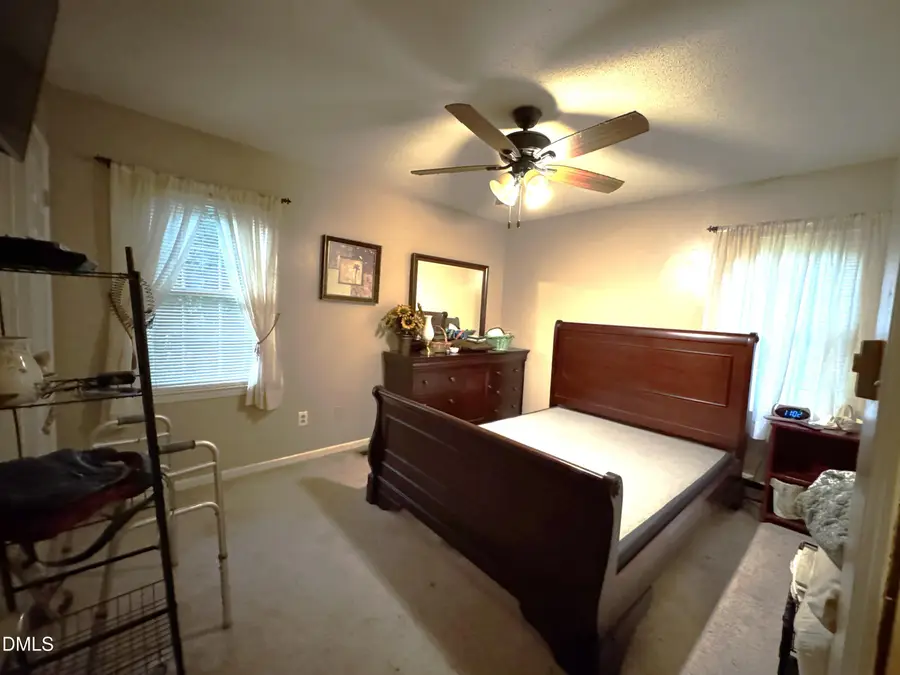 138 W Dolphin Street, Siler City, NC 27344 - #2