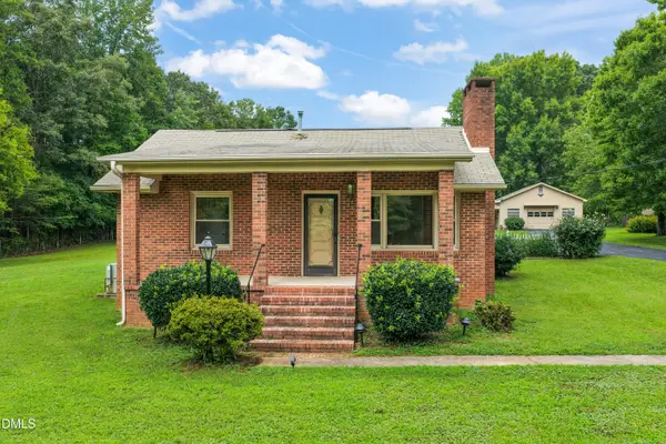 1108 W King Street, Hillsborough, NC 27278