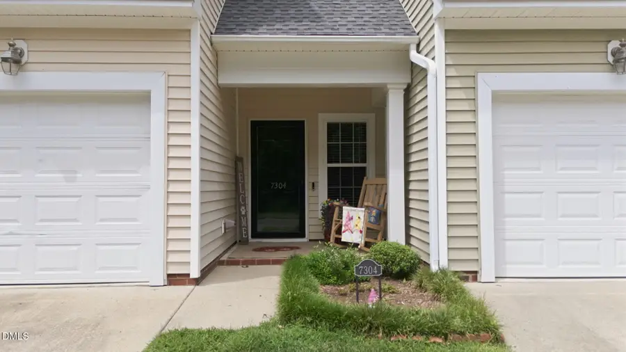 7304 Caversham Way, Raleigh, NC 27617 - #3