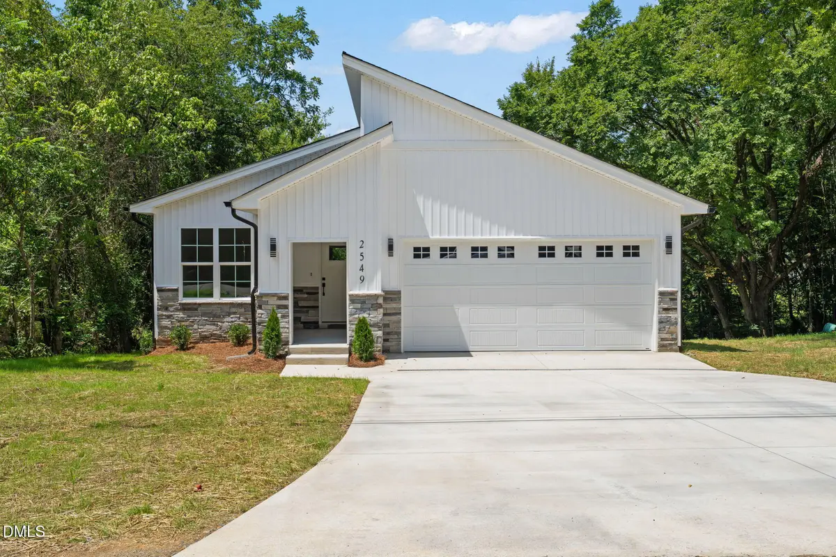 2549 Pinetop Avenue, Graham, NC 27253 - #1