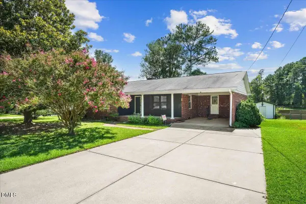 301 Flamingo Drive, Clayton, NC 27520