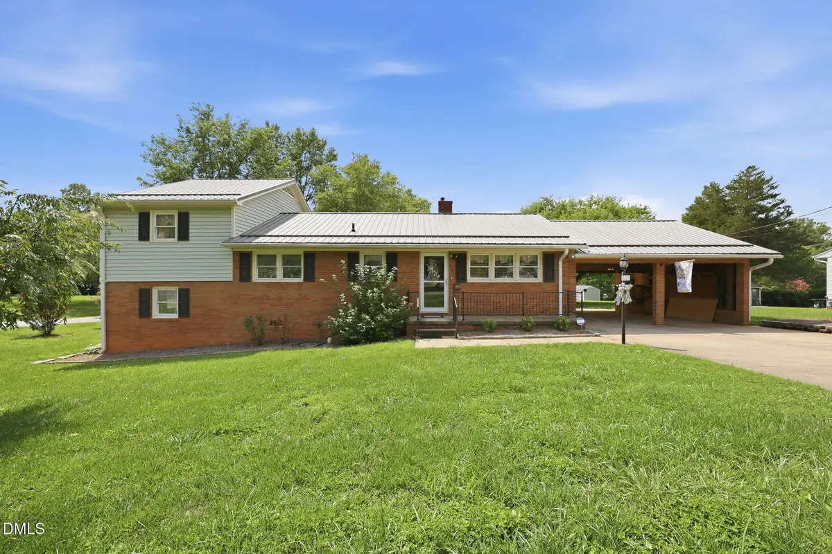401 N 9th Street, Mebane, NC 27302 - #1