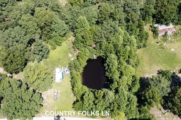 135 Country Folks Lane, Holly Springs, NC 27540