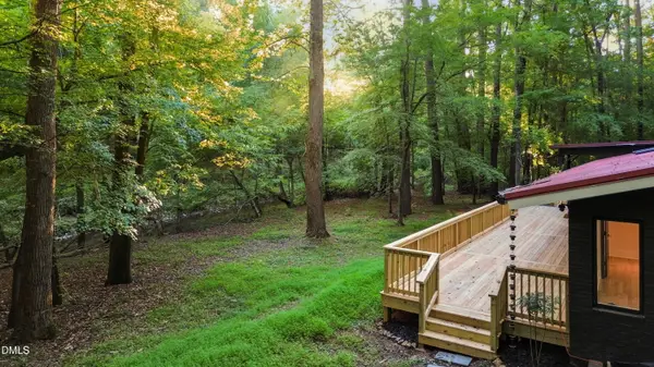 518 Morgan Creek Road, Chapel Hill, NC 27517