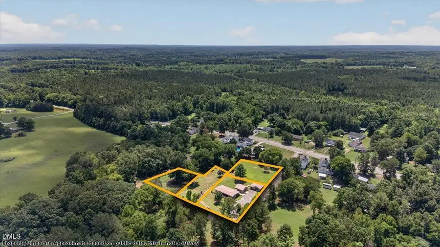 1070 8th Street, Virgilina, VA 24598 - #2