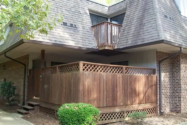 254 Brookberry Circle, Chapel Hill, NC 27517